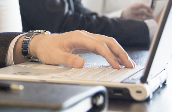 更新が簡単!HPにかける時間を削減!